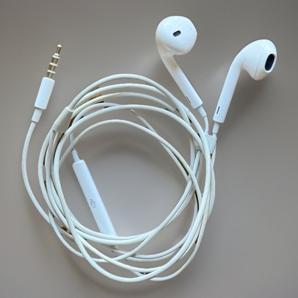 OEM Apple EarPods 3.5 mm Earphones Ear Buds Wired Genuine Authentic TESTED